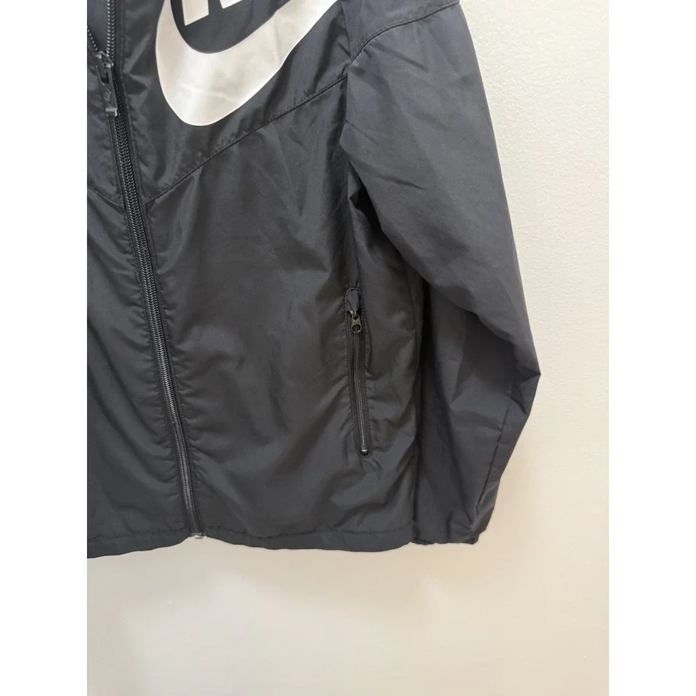 Nike Sportswear Windrunner Packable Jacket Kids Small Black White Swoosh